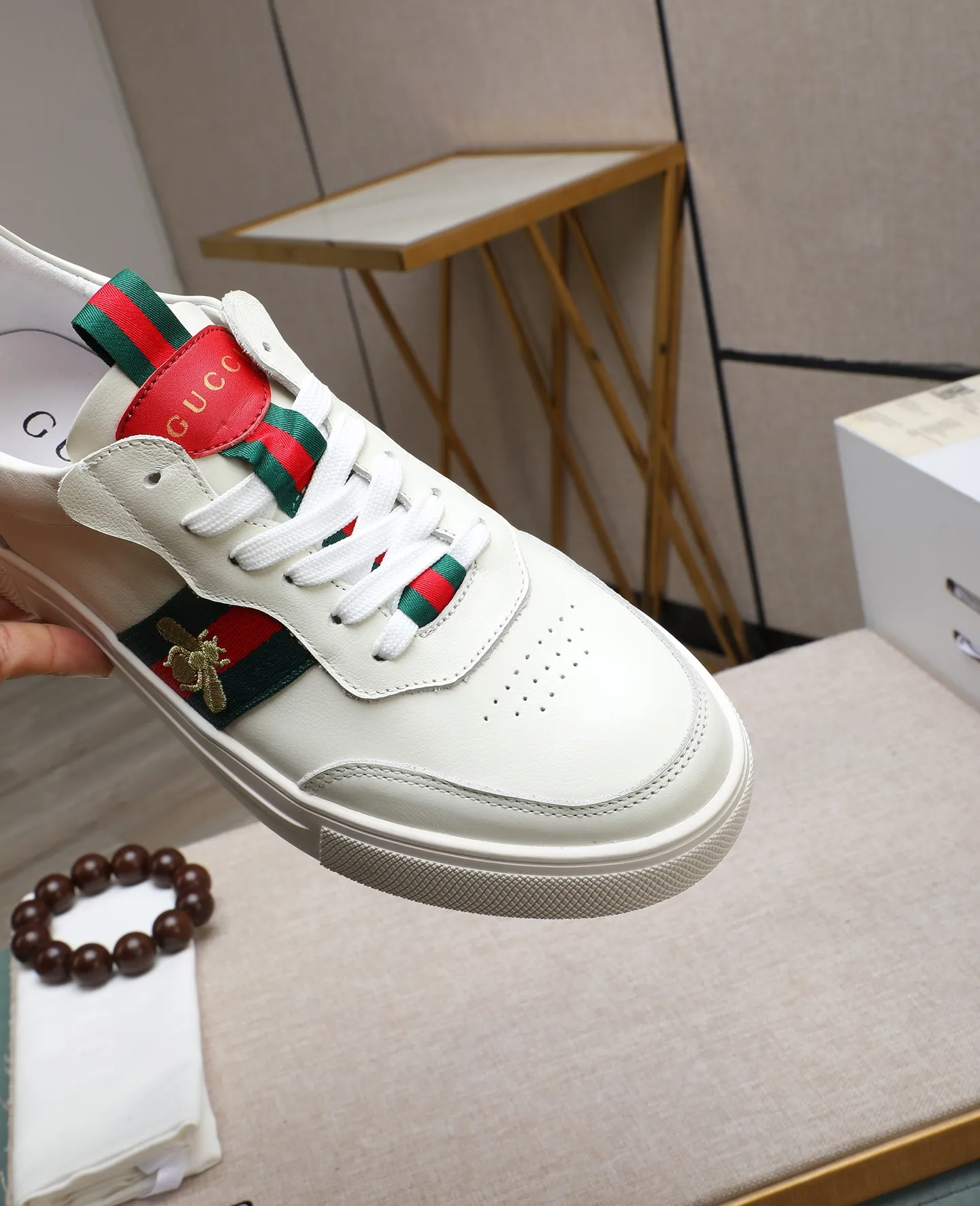 Men's shoes 💰460 GUCCI🔍🔍The latest models are on sale at the same time at the counter. Original calfskin imported from Italy, genuine leather lining, (high-end, extravagant, and classy) with exquisite workmanship. Soles: Original soles specially provided by the original factory. ⚠Exclusive double-layer movable molded soles are super comfortable⚠. Photos of the real thing🎬The real thing is even better🔍🔍"High quality·Follow the order" Code number 38-44